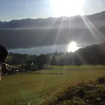 Ruhige Mit Schoenem Eigengarten In Am Millstaettersee 아파트 *