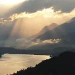 Ruhige Mit Schoenem Eigengarten In Am Millstaettersee