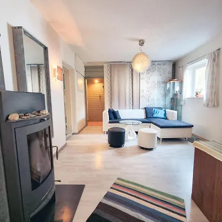 Appartamento Ruhige Mit Schoenem Eigengarten In Am Millstaettersee