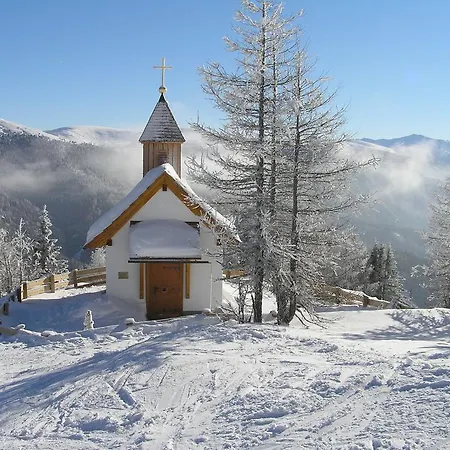 Appartamento Ruhige Mit Schoenem Eigengarten In Am Millstaettersee *